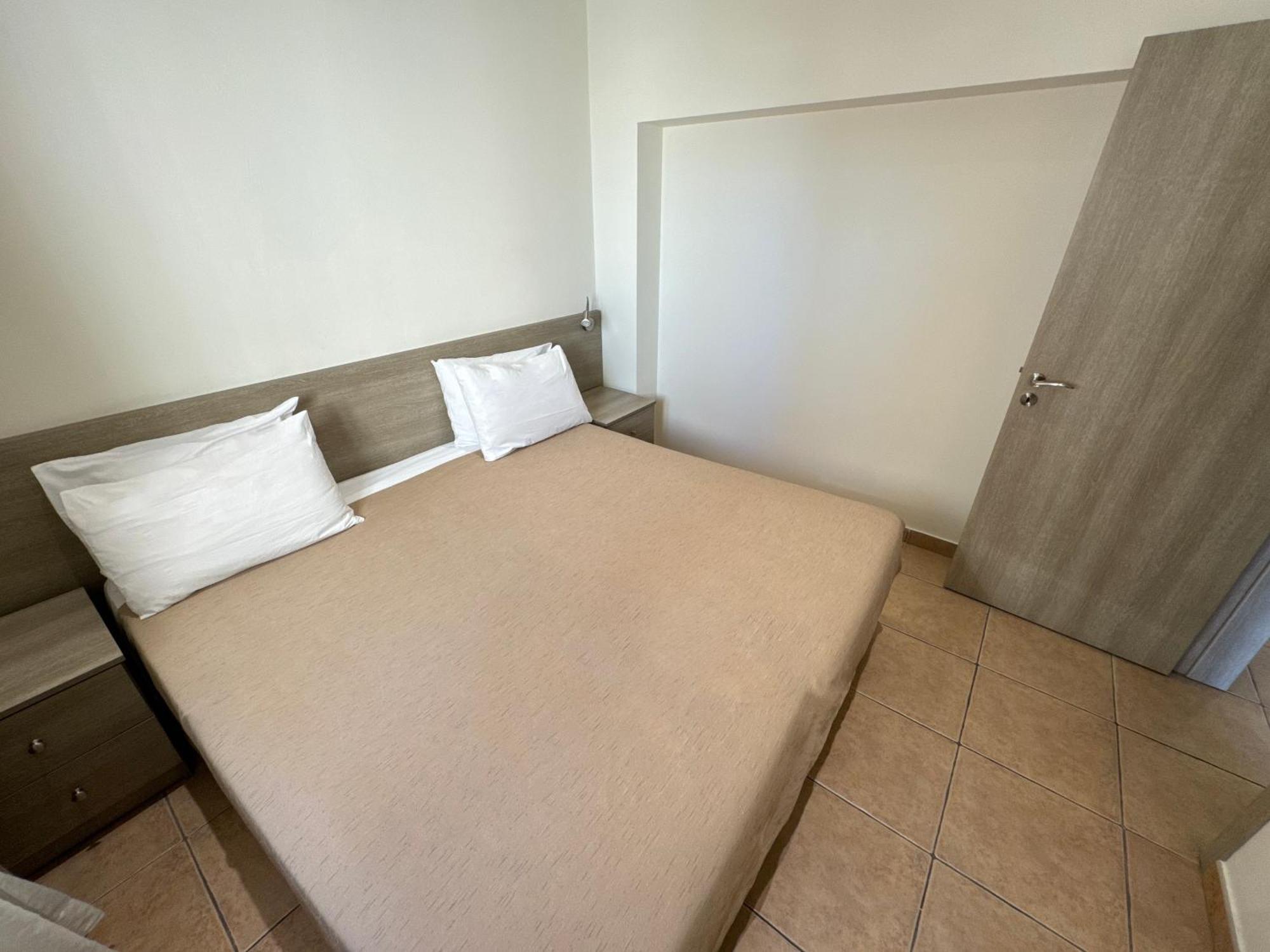 Topikos Apartments Agia Napa Exterior foto